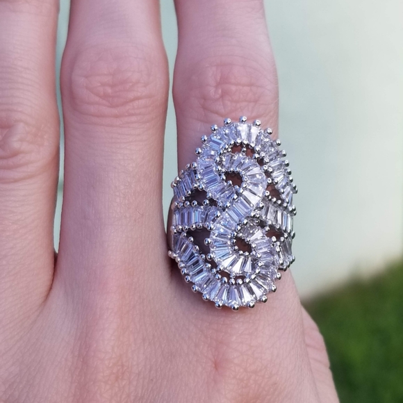 🆕️S925-White Sapphire Infinity Cocktail Ring - Picture 5 of 8